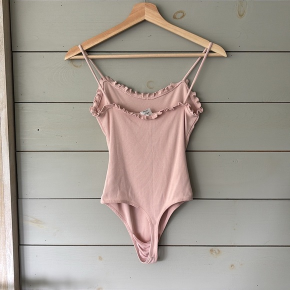 Wilfred Adelma Bodysuit in Pink – Size M - Picture 4 of 6